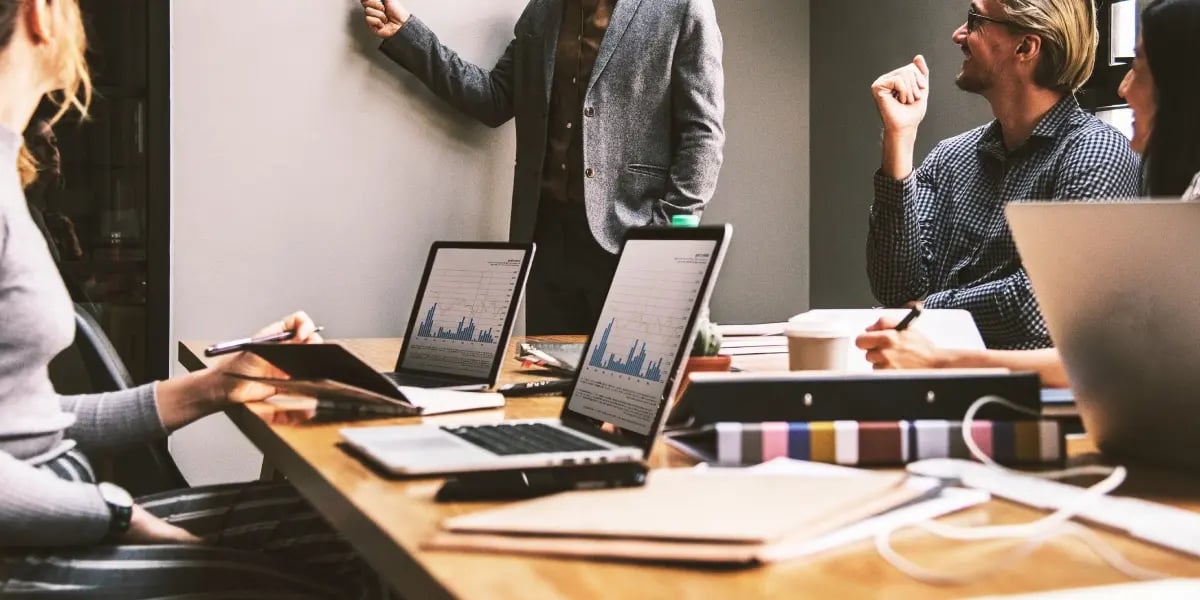 team-planning-teamwork-strategy-data